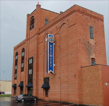 A full-color image of the modern-day Petoskey Brewing Company.